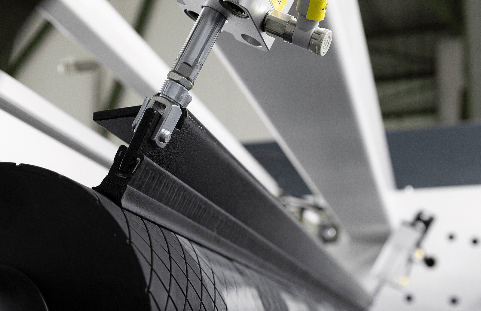 Clamping device